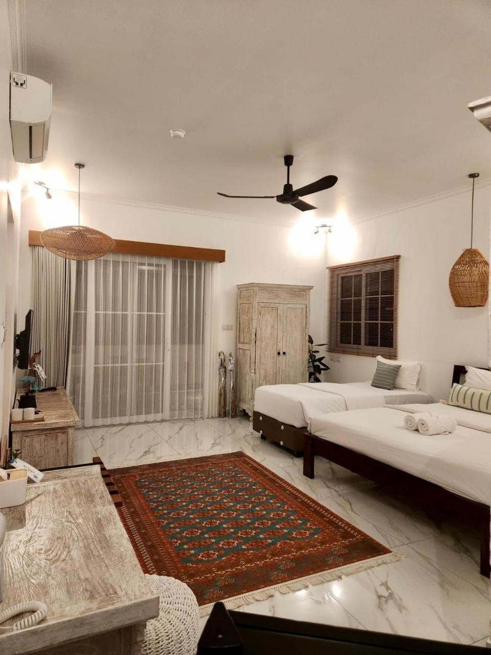 Keramas Moonlight Villa Exterior photo